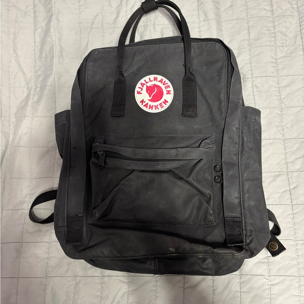 Kånken Black Backpack